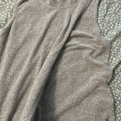 Gray sleeveless top with collar size S used, Street One