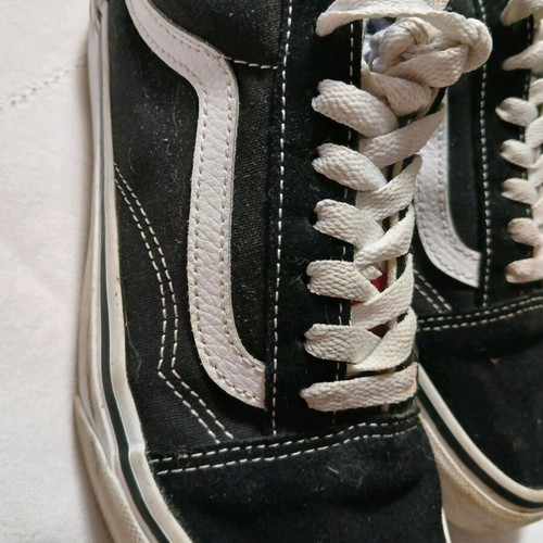 Vans athletic shoes size 37 like new, black unisex