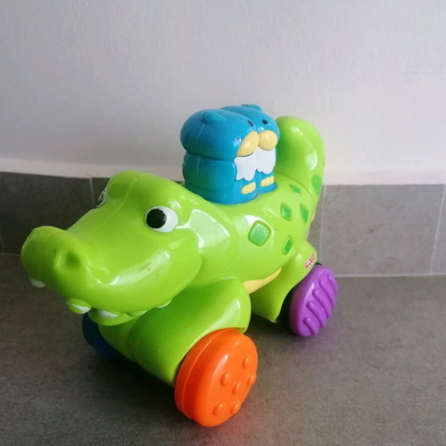 Push toy crocodile like new