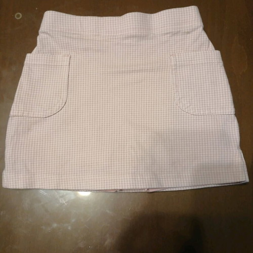 Oshkosh girl’s skirt shorts 2 years like new