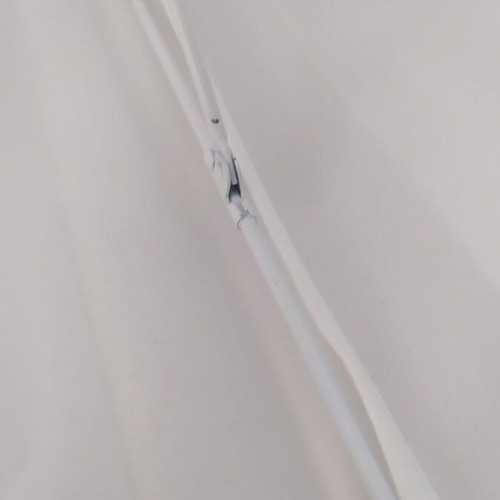 Escape Beach Umbrella 2m white like new with carrying case