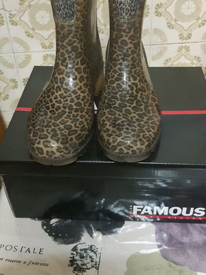 Famous galotses used, narrow fit, size 36, black and brown