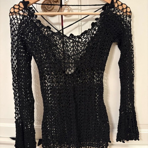 Crochet black top S like new with flare bottom sleeves