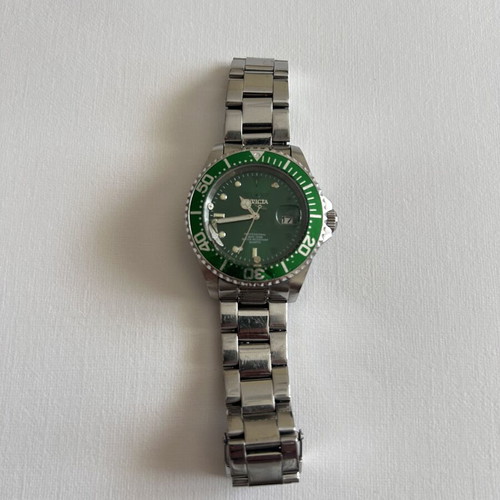 Invicta Pro Diver 24947 wristwatch used, green
