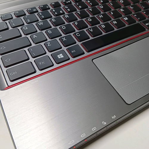 Fujitsu E736 i7 used laptop with Intel Core i7, 16GB RAM, 240GB SSD