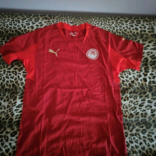 Olympiacos Puma T-shirt Small new