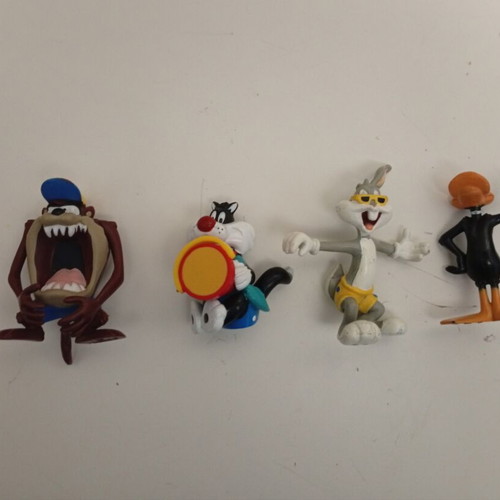 Warner Bros Looney Tunes figures set used with Bugs Bunny ear damage