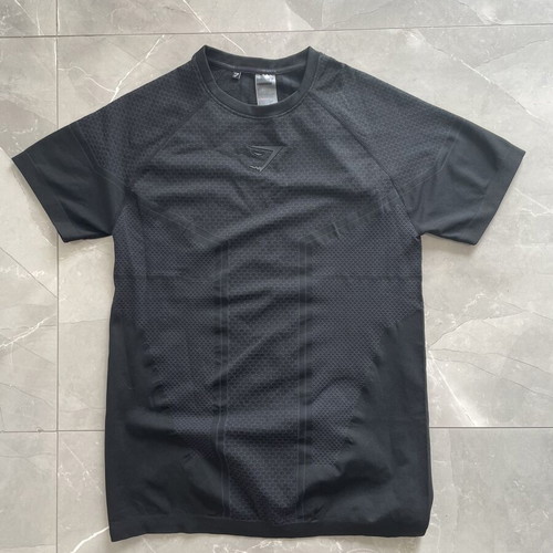 Gymshark Onyx V3 shirt new, size large fitting medium, black