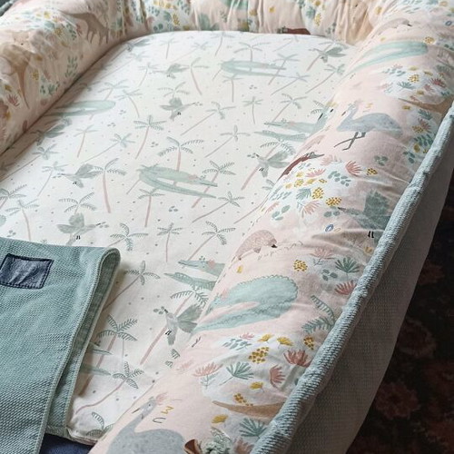 La Millou Baby Nest like new, 100% cotton with removable mattress