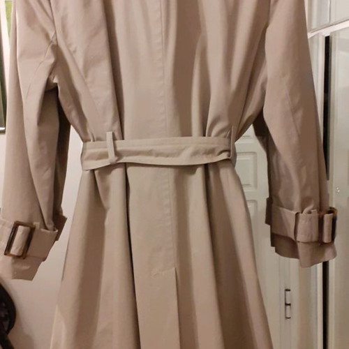 Trench coat like new, 100% cotton, beige, size M-L