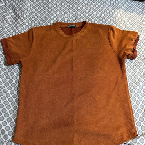 T-shirt brown XL like new, terry fabric slim fit