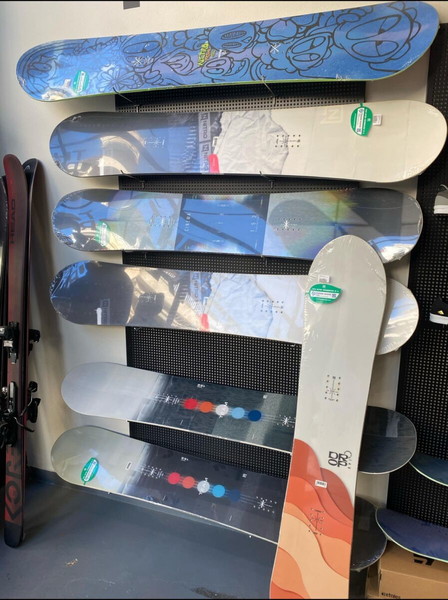 snowboard καινούργια του 23/24 nitro από 280 και πάνω