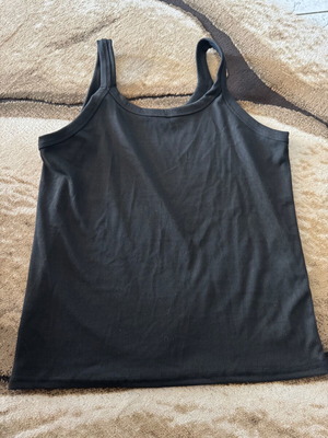 T-shirts new in XL and XXL, all together