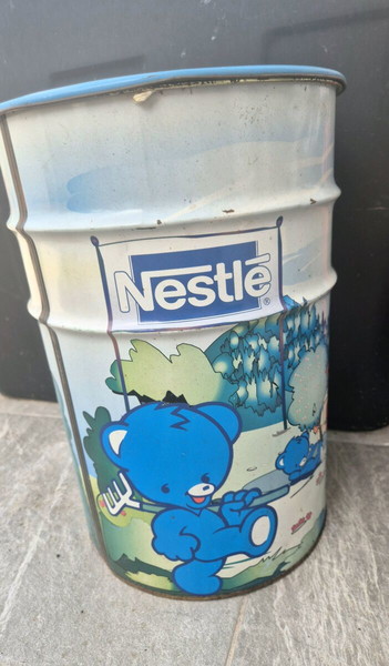 ΜΕΤΑΛΛΙΚΟ ΣΚΑΜΠΌ ΚΟΥΒΑΣ NESTLE