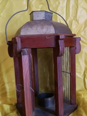 Wooden hanging candlestick used with door, height about 35cm