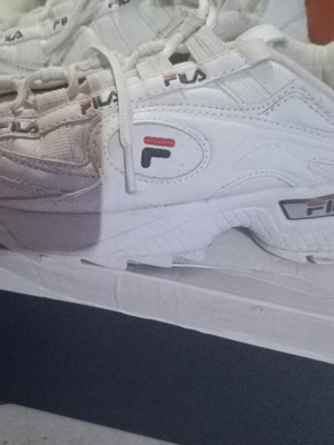 Fila women's athletic shoes size 38 like new, white