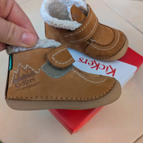 Kickers children's shoes used, size 20