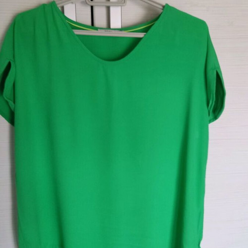 Women's green summer blouse like new size M