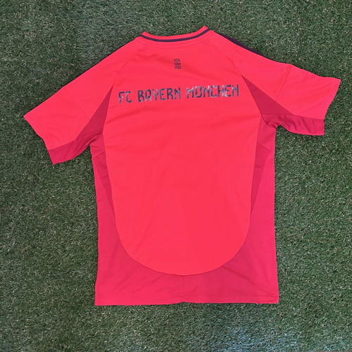Bayern Jersey like new, official replica, size Medium