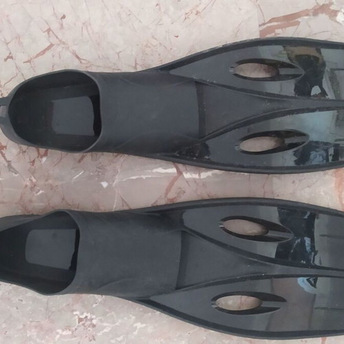 Black Swimming Fins like new, size 43-44