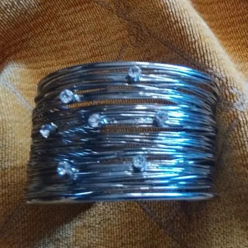 Women's bracelet like new with stones silver