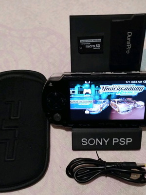 Sony PSP 1004 употребяван комплект с 64GB игри