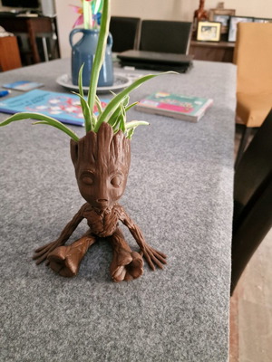 Groot planter new, decorative 3d printed