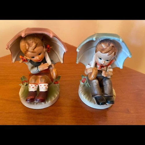 Hummel porcelain figurines by Goebel new, children with umbrella