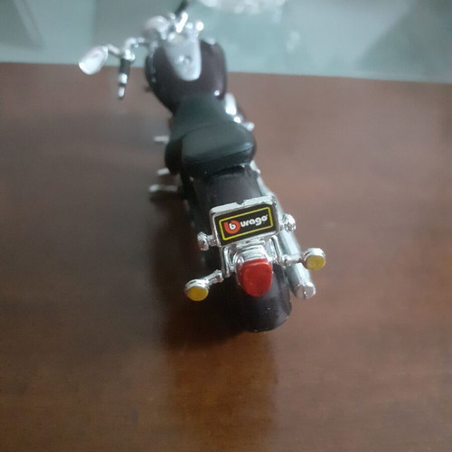 Yamaha Road Star collectible miniature motorcycle like new