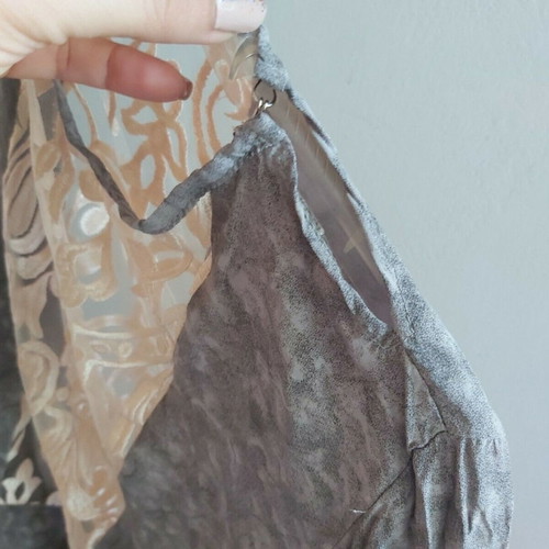 Nidodileda τοπ σαν καινούργιο, small/medium, άσπρο και γκρι με δαντέλα