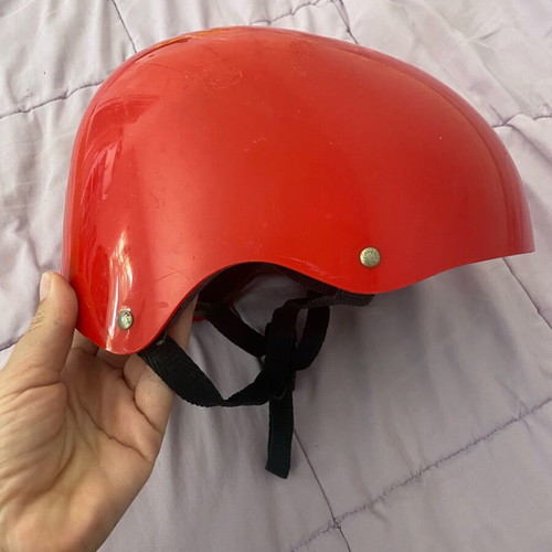 Helmet for skateboards or roller skates size M like new