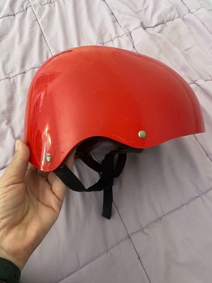 Helmet for skateboards or roller skates size M like new
