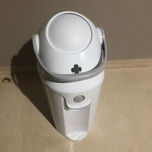 Diaper bin used