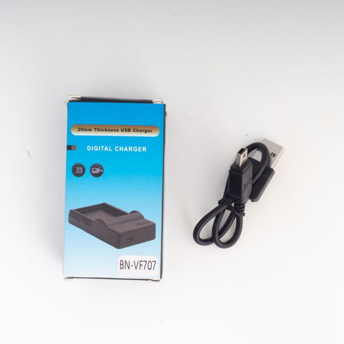 JVC Everio GZ-MG330HE camcorder used, vintage style silver