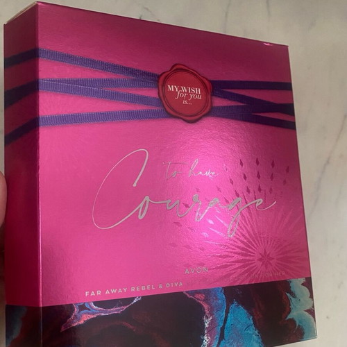 Avon box like new for gift or storage