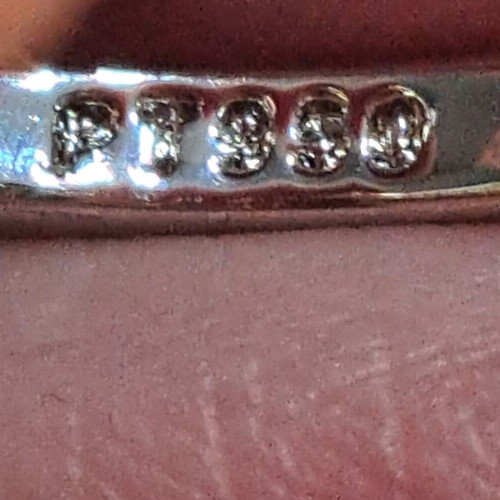 Pt 950 Silver Ring with Red Square Stone like new