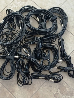 Set of 18 professional DMX cables 110 Ohm, various lengths