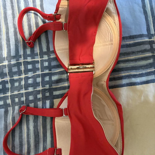 Bluepoint red swimsuit top used, size M