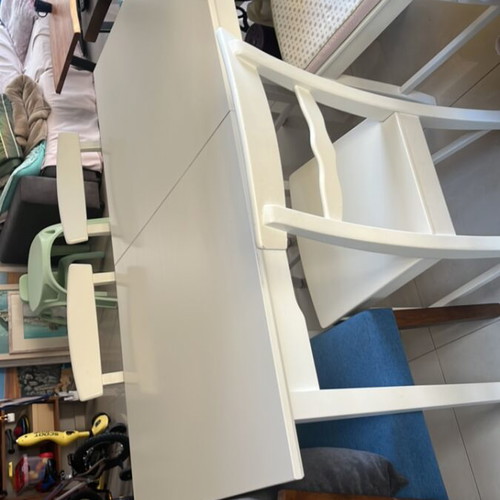 White dining set with 4 Boconcept chairs used with minor wear
