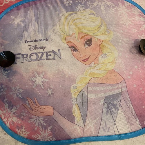 Car window sunshades used, set of 3 with Peppa Pig and Frozen
