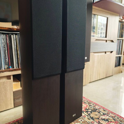 Heco Victa 500 floorstanding speakers like new