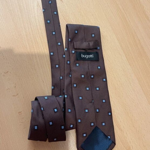 Bulgatti tie 100% silk brown new
