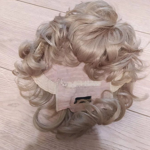 Vintage Kanekalon Wig used, retro style, dense