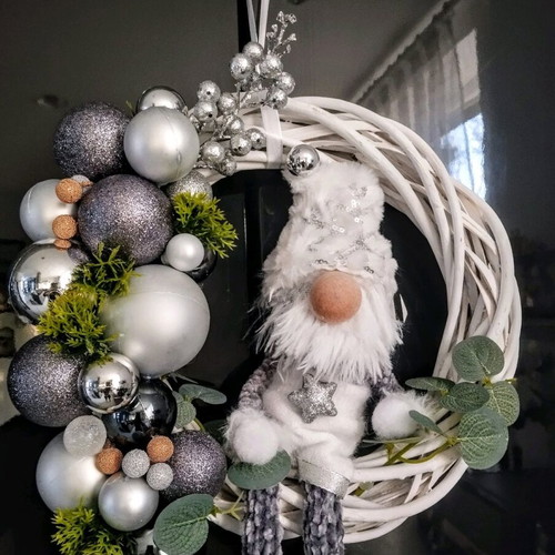 Handmade wreath made to order, diameter 30 cm