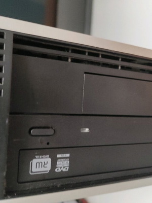 Hp Office Desktop PC σαν καινούργιο με οθόνη και πληκτρολόγιο