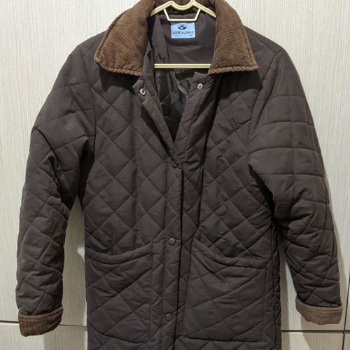 Quilted brown jacket size M, like new, with corduroy details