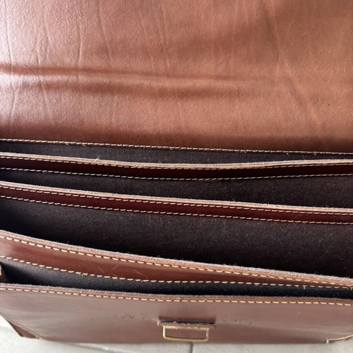 Leather briefcase used, vintage brown with metal clasp