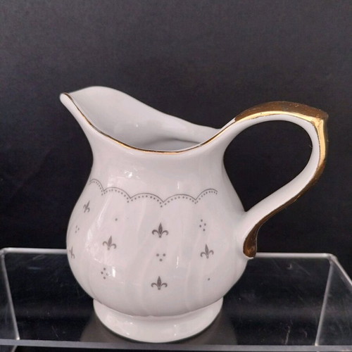 Vintage set of 3 milk jugs, Seltman Weiden, Zajecar Yugoslavia, Duraline England
