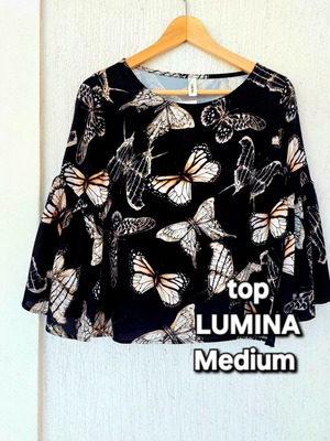 Lumina satin top medium, like new, black and white