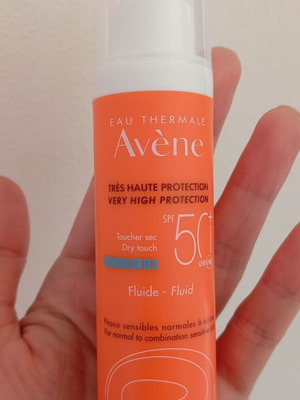 Avene Fluid αντηλιακή κρέμα προσώπου